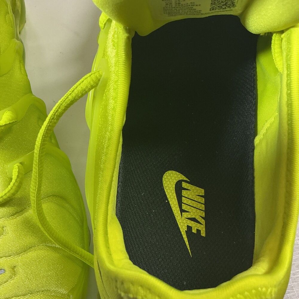 Nike Air VaporMax Plus Tennis Ball DX1784-300 Yellow Men's size 8.5 - Picture 3 of 10